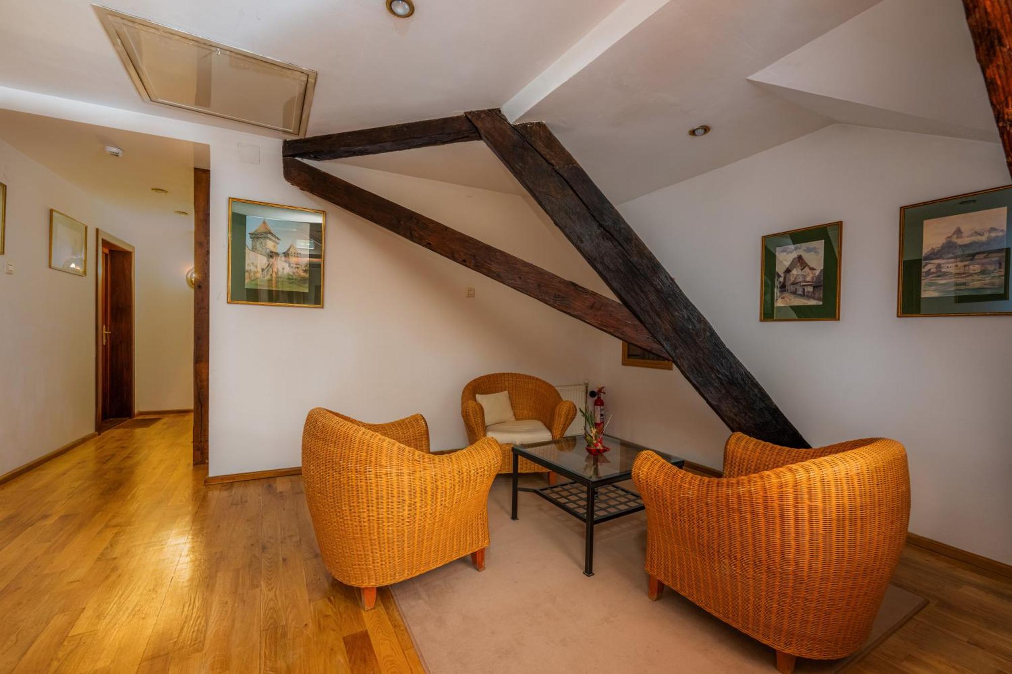 Casa Cu Cerb Hotel Sighişoara Buitenkant foto